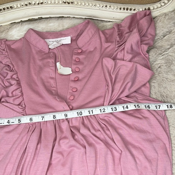 Romeo & Juliet Couture•Blouse - Picture 4 of 7